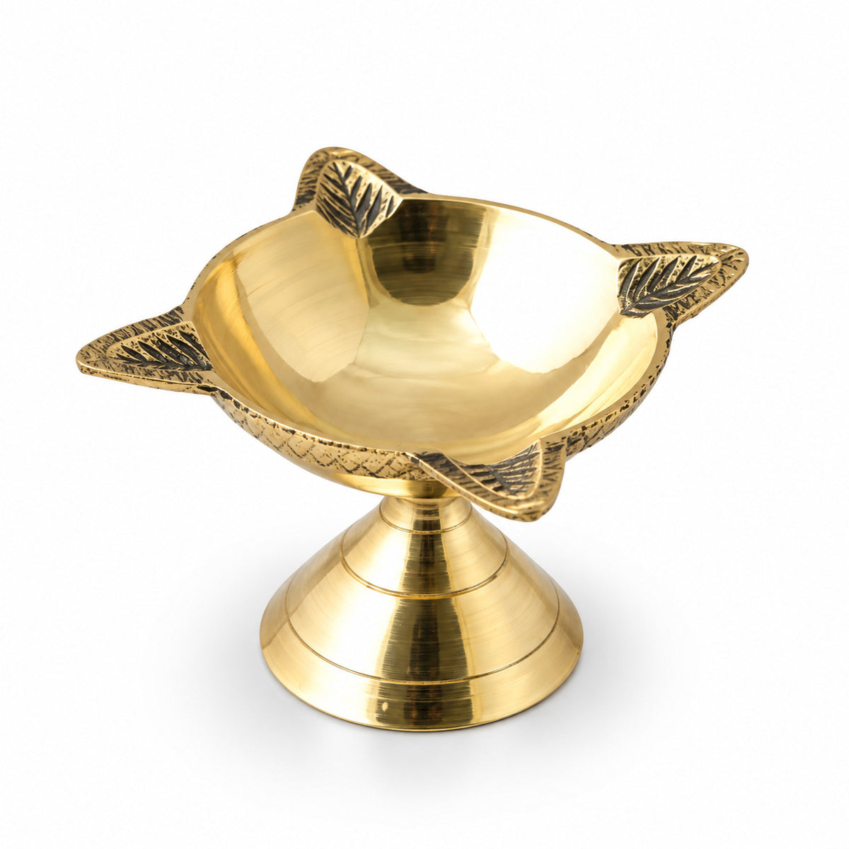 Diya Brass Char Mukhi ( No:2 )